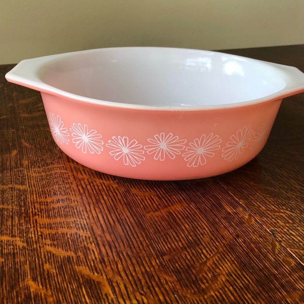 PYREX Pink Daisy 1.5 Qt OVAL OPEN BAKER Dish.